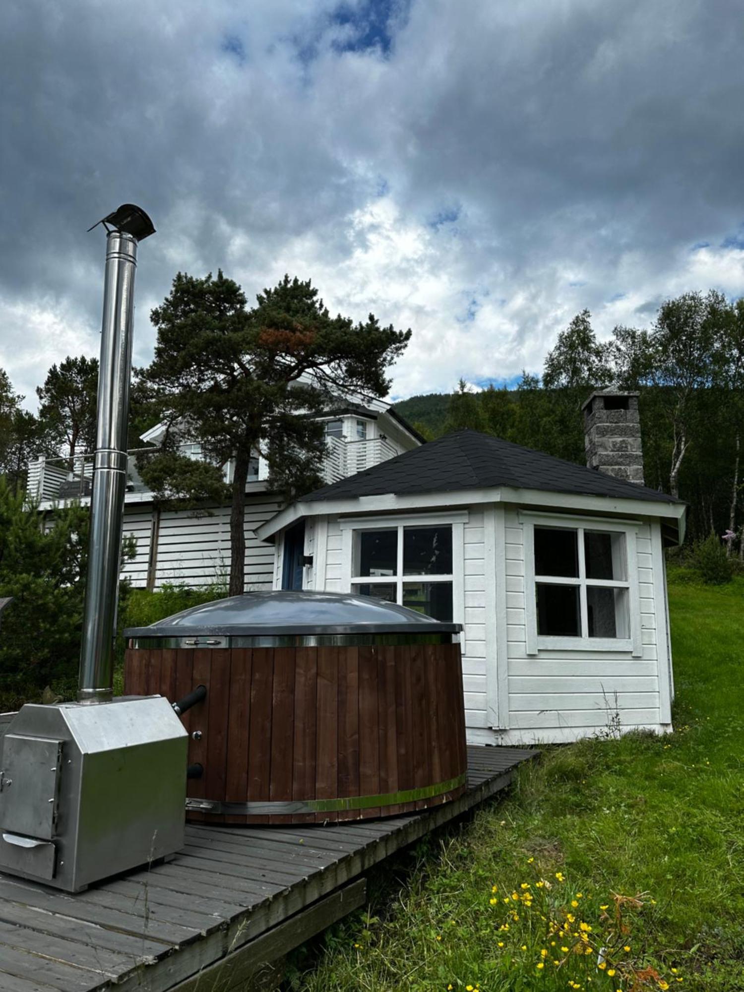 The Emerald Coast Cabin Grov 外观 照片